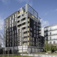 IMMEUBLE DE 32 LOGEMENTS + COMMERCE